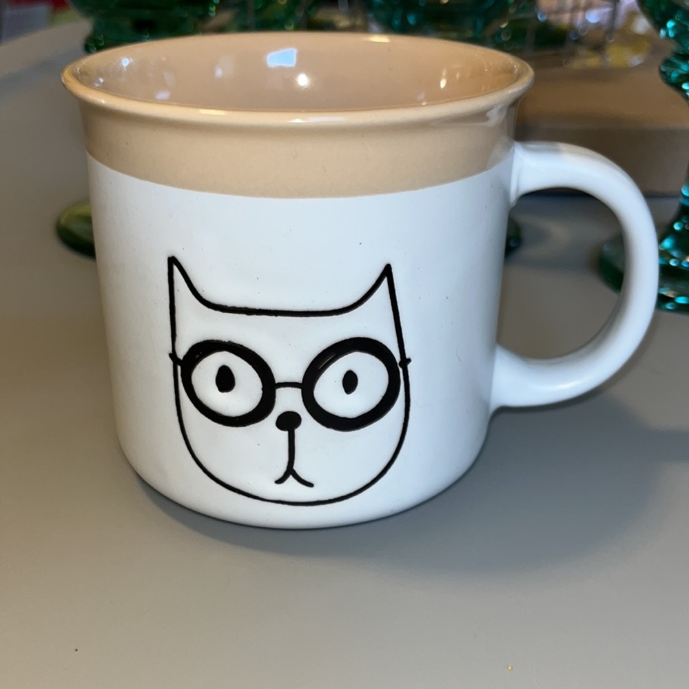 Boston Warehouse Cat Face Mug - Cream and Black